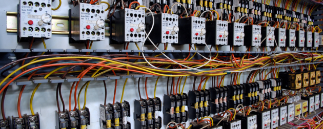 Montagem de Painéis Elétricos